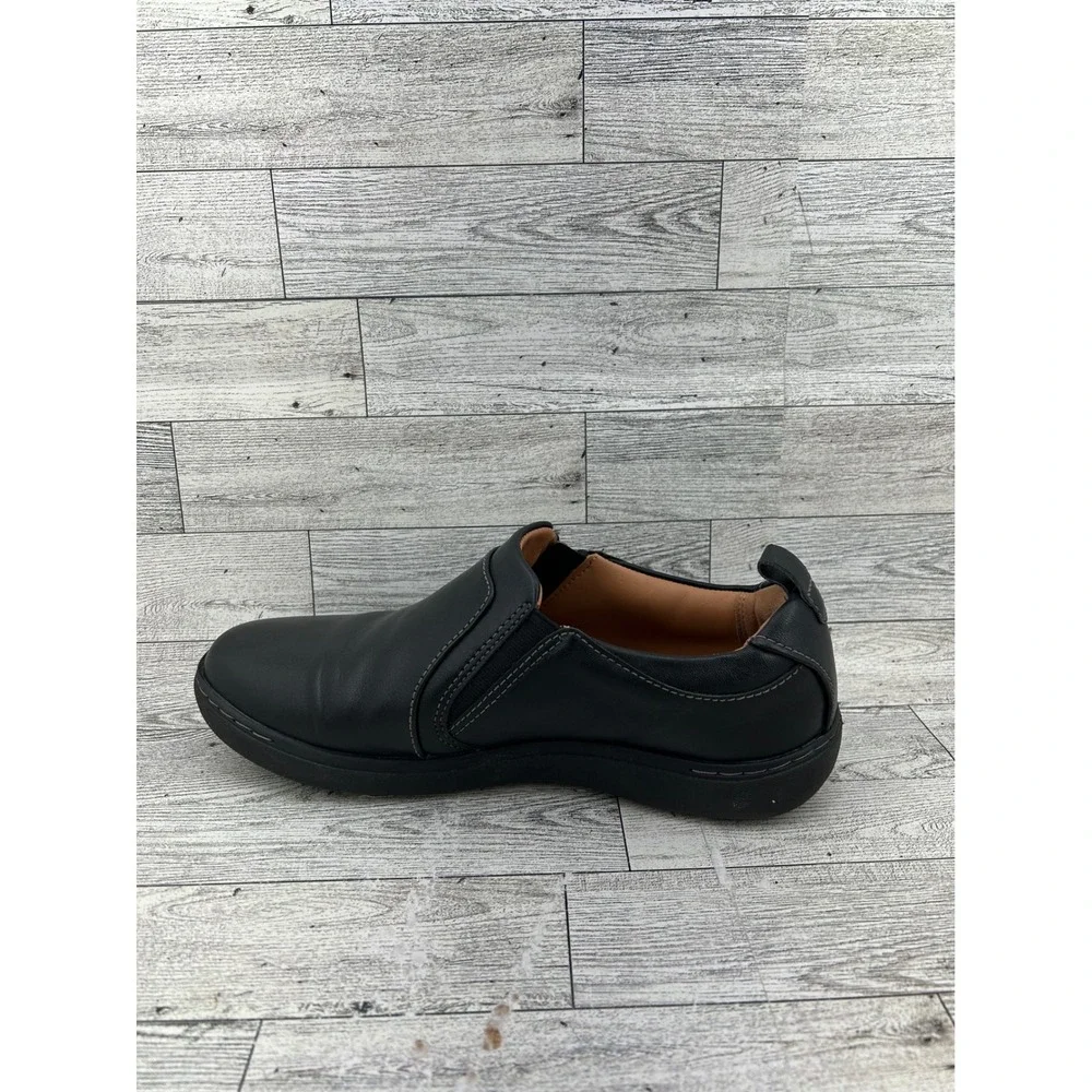 Clarks slip shoes